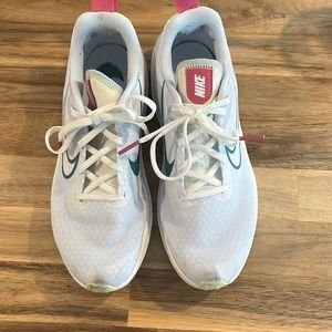 Nike air zoom, size 5y or 7 women’s